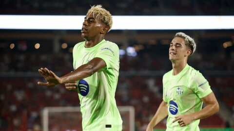  Barca: Từ ‘số 10’ Lionel Messi, đến ‘số 10’ Lamine Yamal